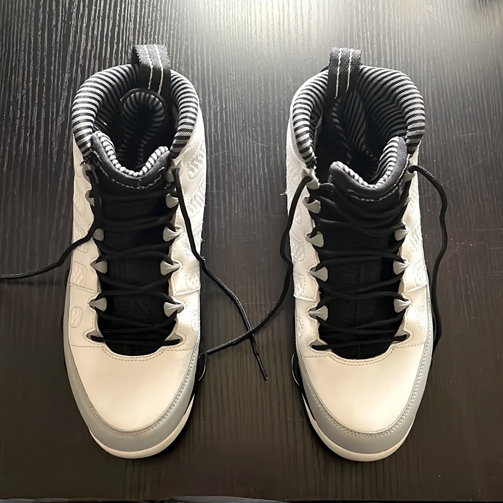 Jordan 9 Retro Baron
